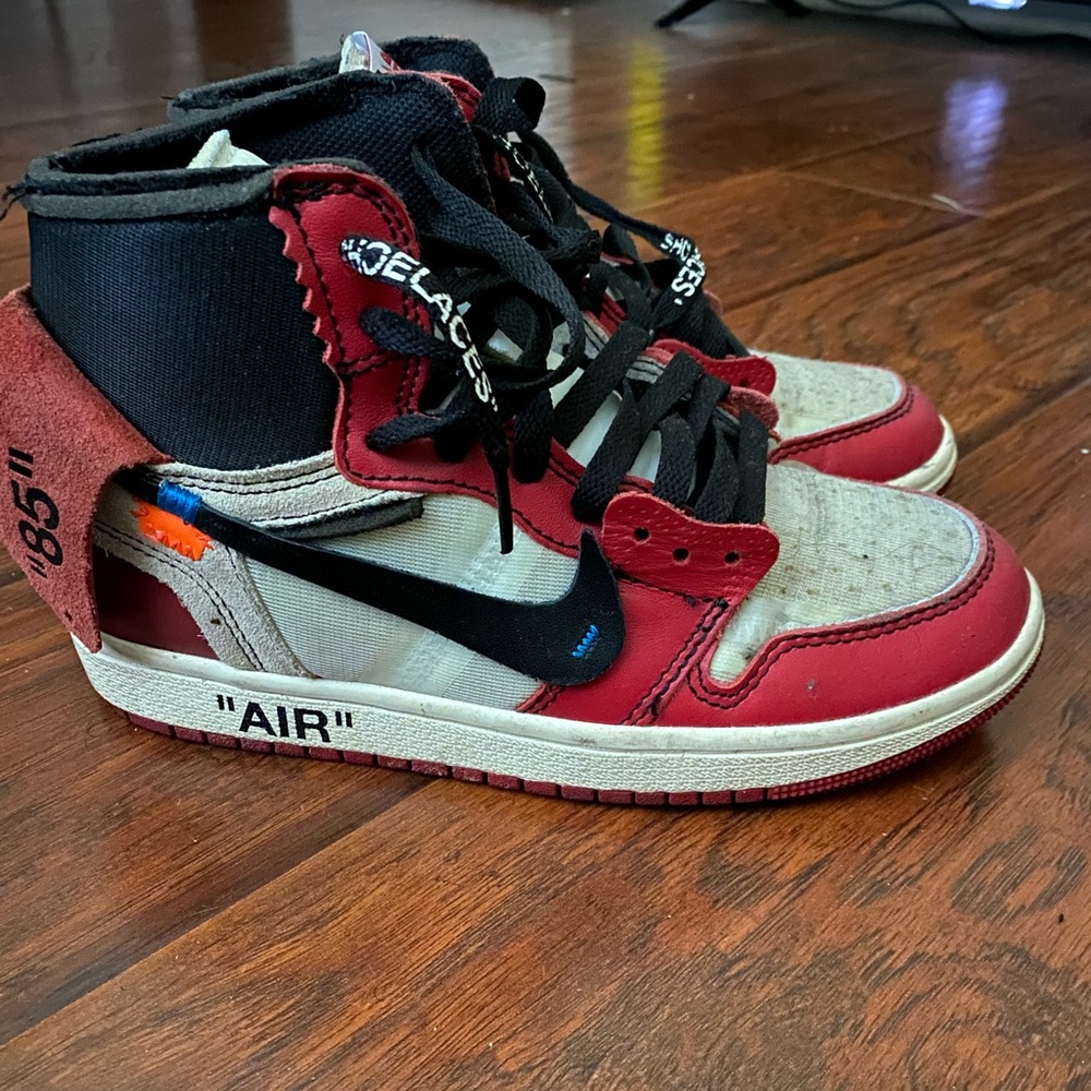 Off White Ones